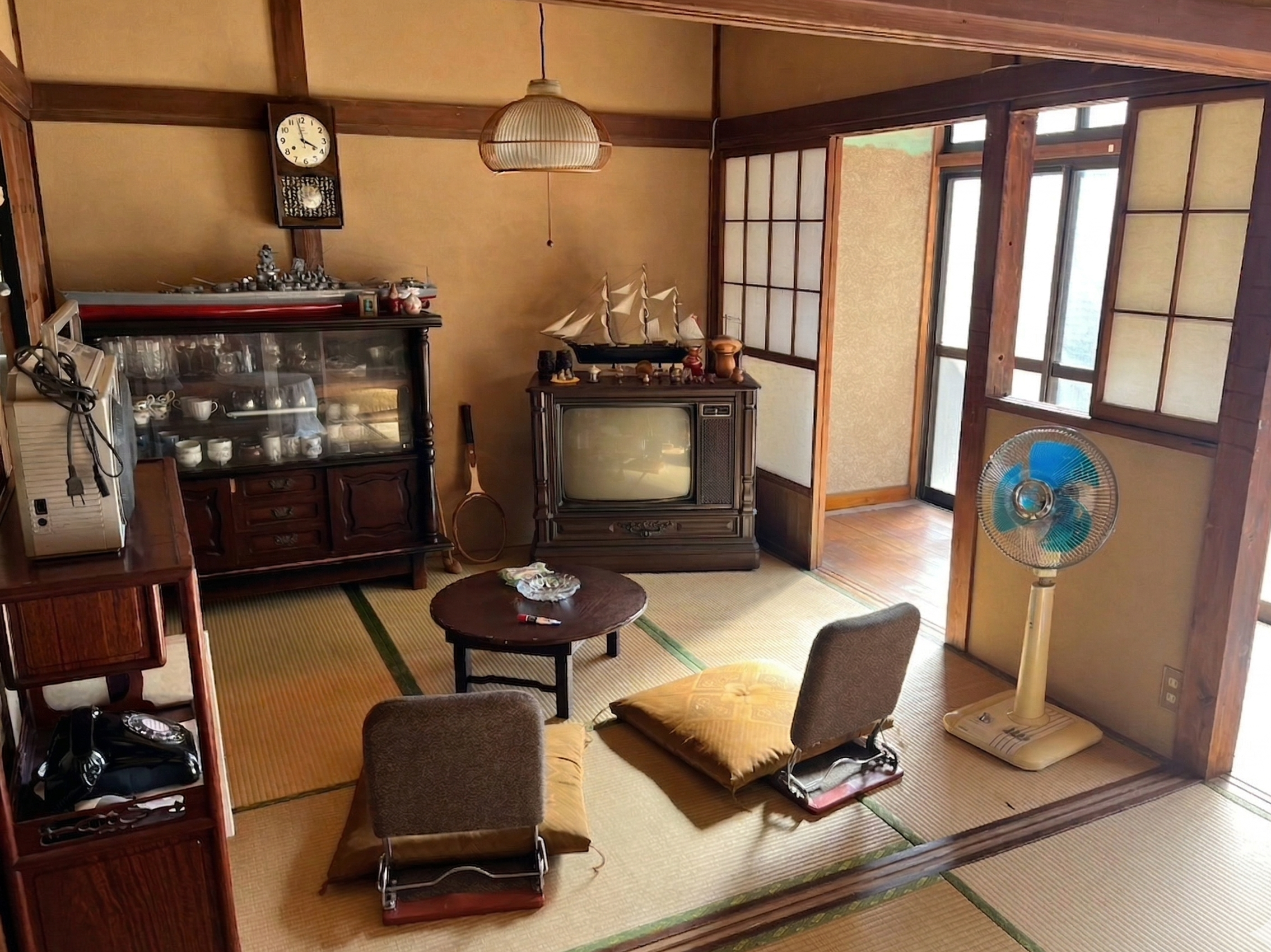 1階 昭和レトロの和室